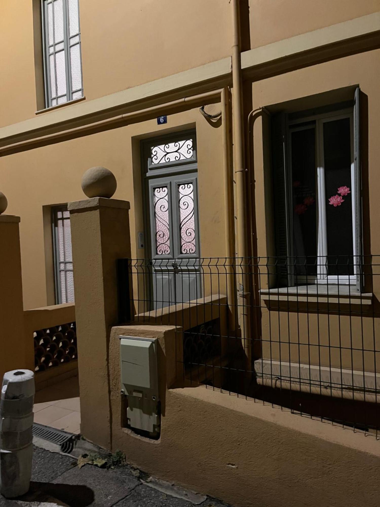 דירות בוסוליי Duplex A La Frontiere De Monaco מראה חיצוני תמונה